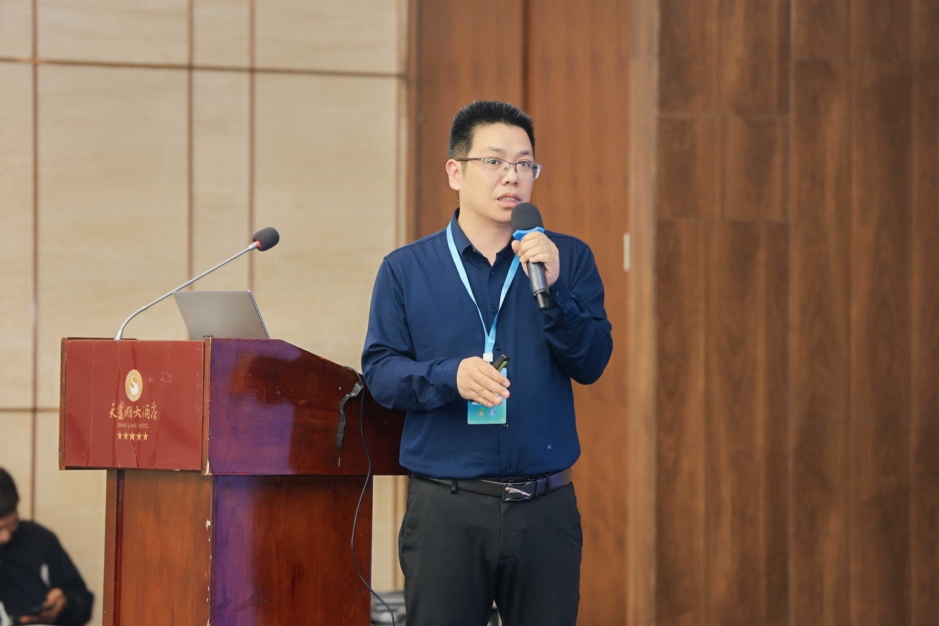 蜂窝催化剂，蜂窝沸石，催化剂，贵金属，吸附剂，沸石，分子筛，VOCs，斐腾科技